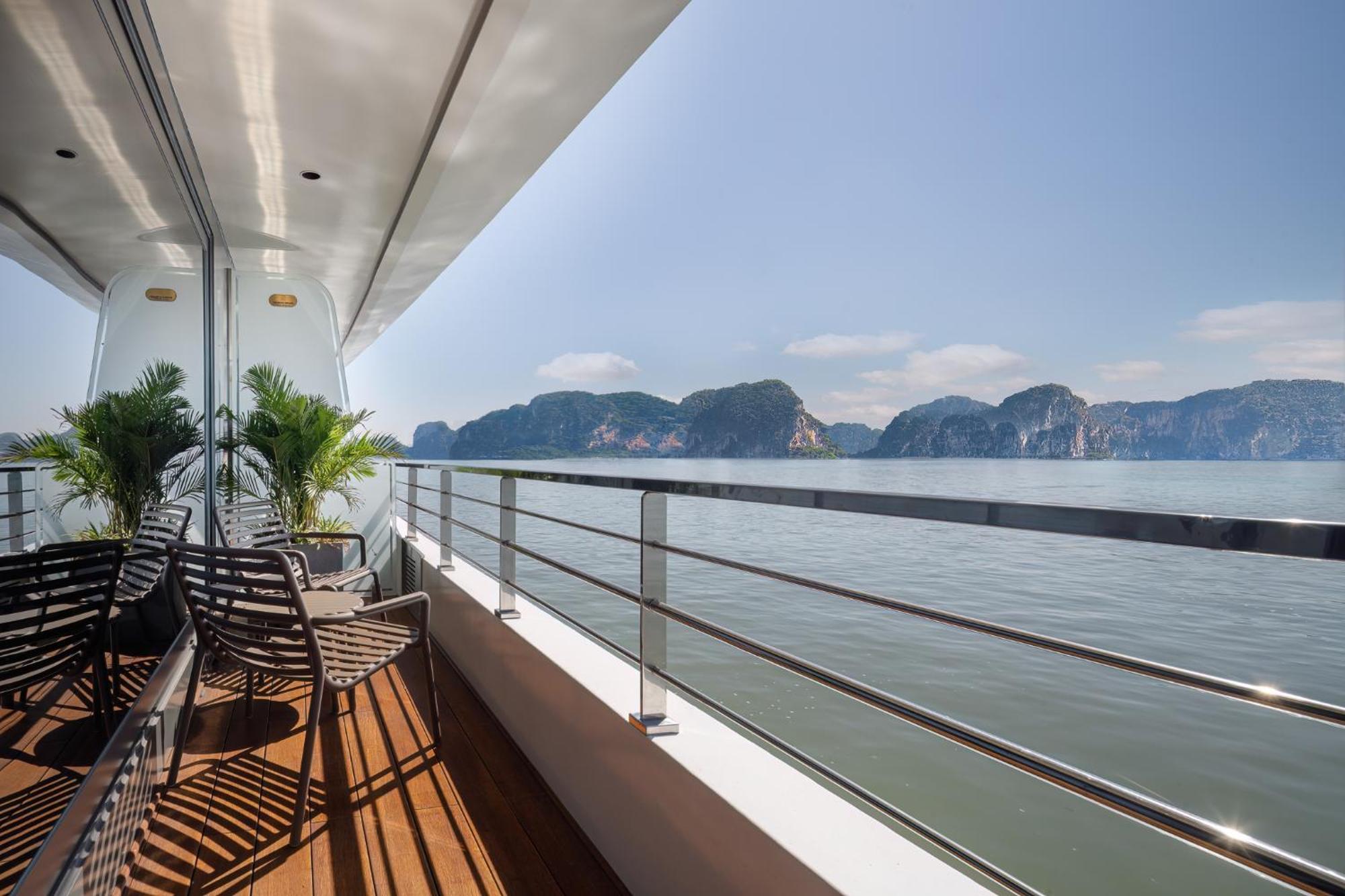 Grand Pioneers Halong Bay Cruise 2 Otel Ha Long Dış mekan fotoğraf
