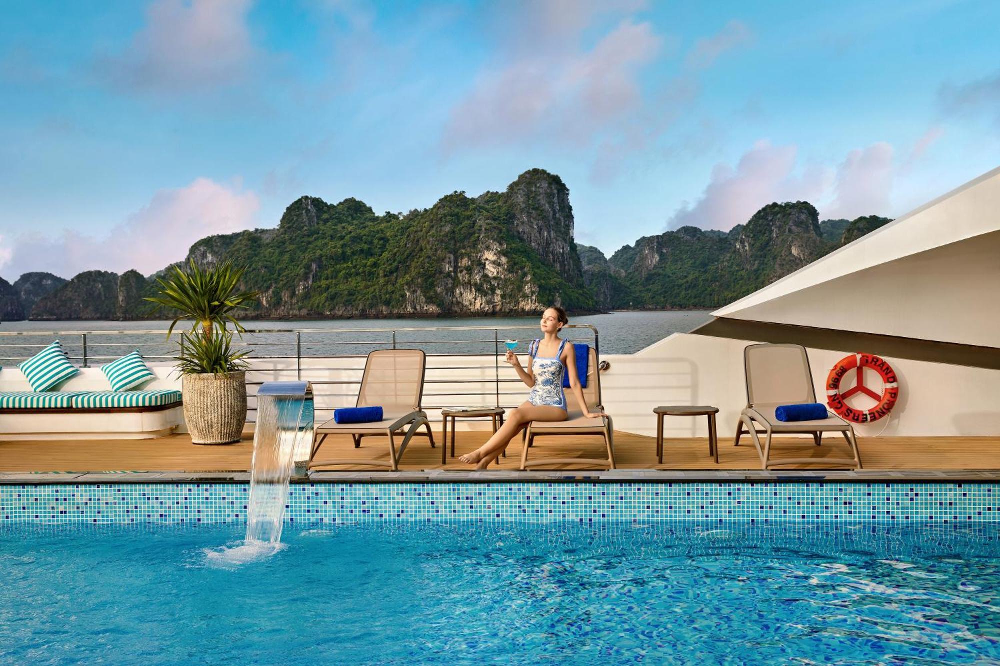 Grand Pioneers Halong Bay Cruise 2 Otel Ha Long Dış mekan fotoğraf